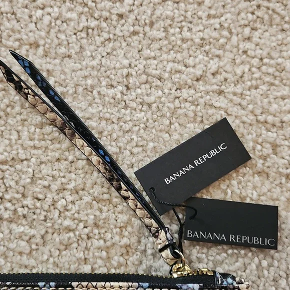 Banana Republic Snake Skin Embossed Leather Clutch Oversized Buttery Soft NWT - Picture 10 of 16